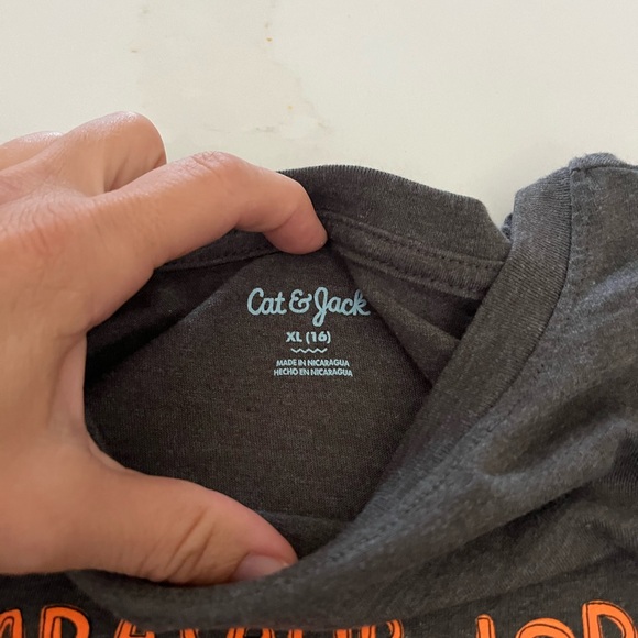 Dinosaur tee - Picture 2 of 3